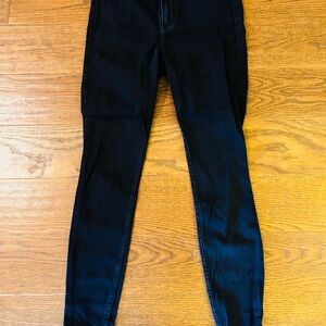 Hollister Women's Dark Blue Skinny‎ Jeans